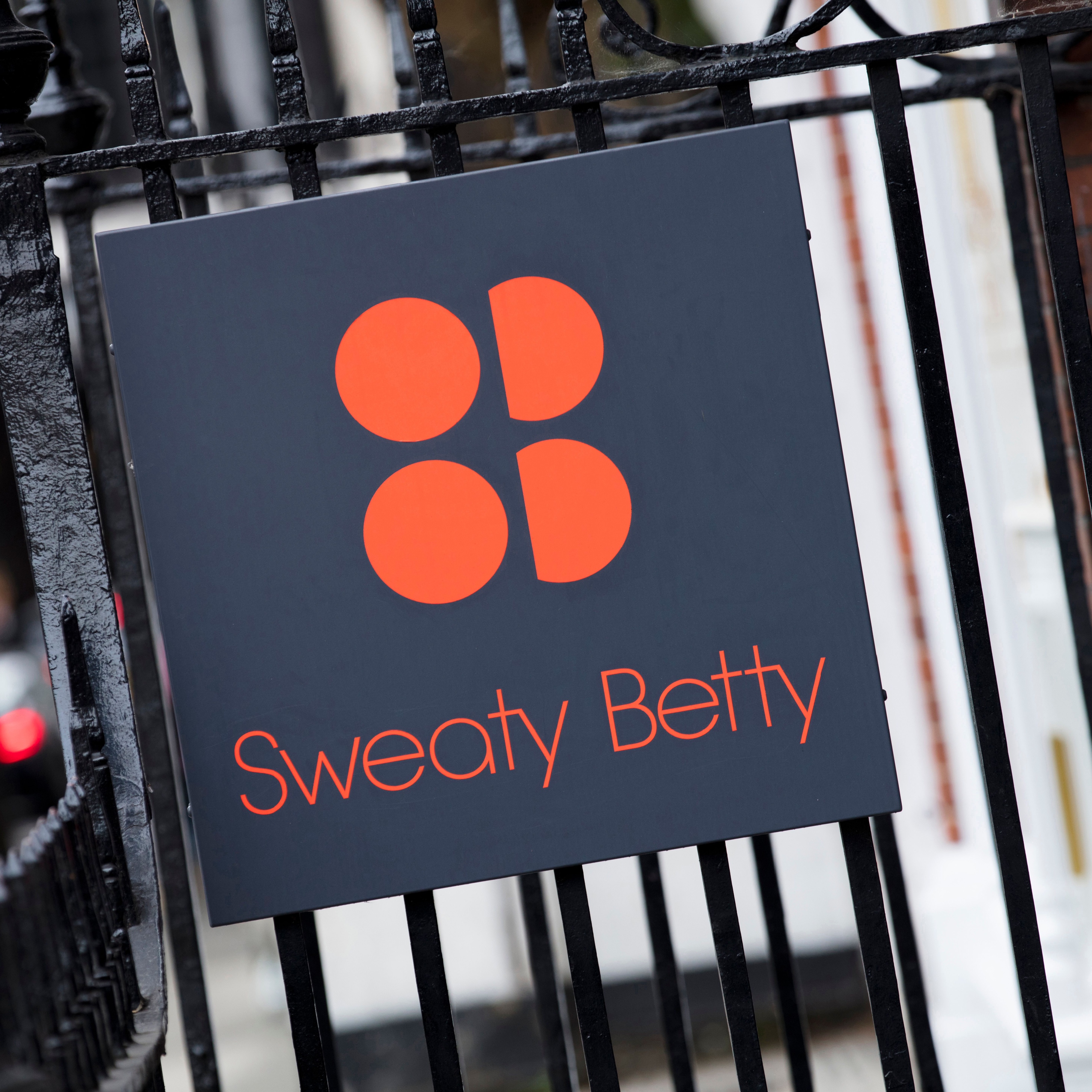 Sweaty Betty Brings High-Performance Style to Southport Avenue in Chicago